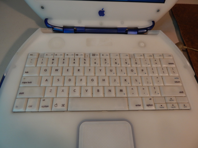 imac g3 clamshell